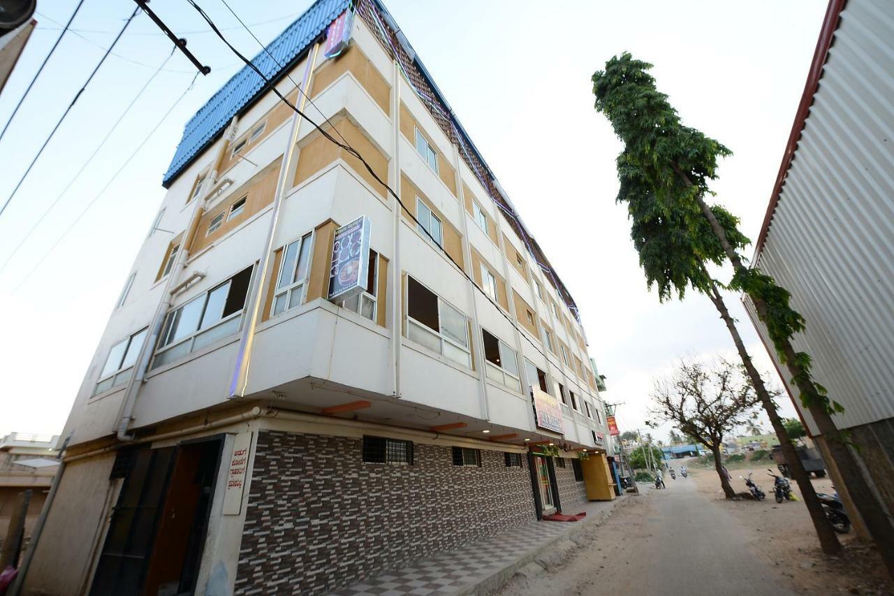 Spot On 37153 Karavali Paradise Hotell Dod Ballāpur Exteriör bild