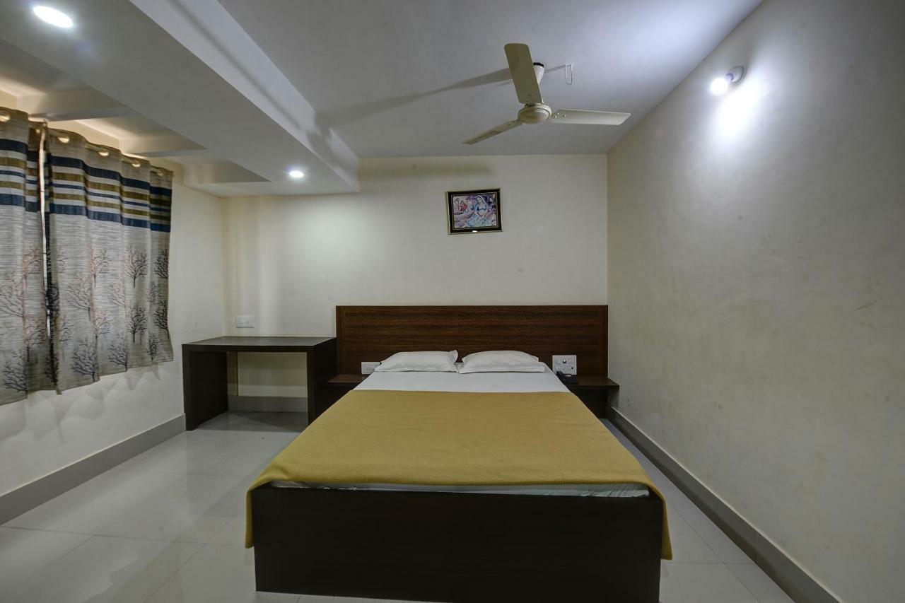Spot On 37153 Karavali Paradise Hotell Dod Ballāpur Exteriör bild